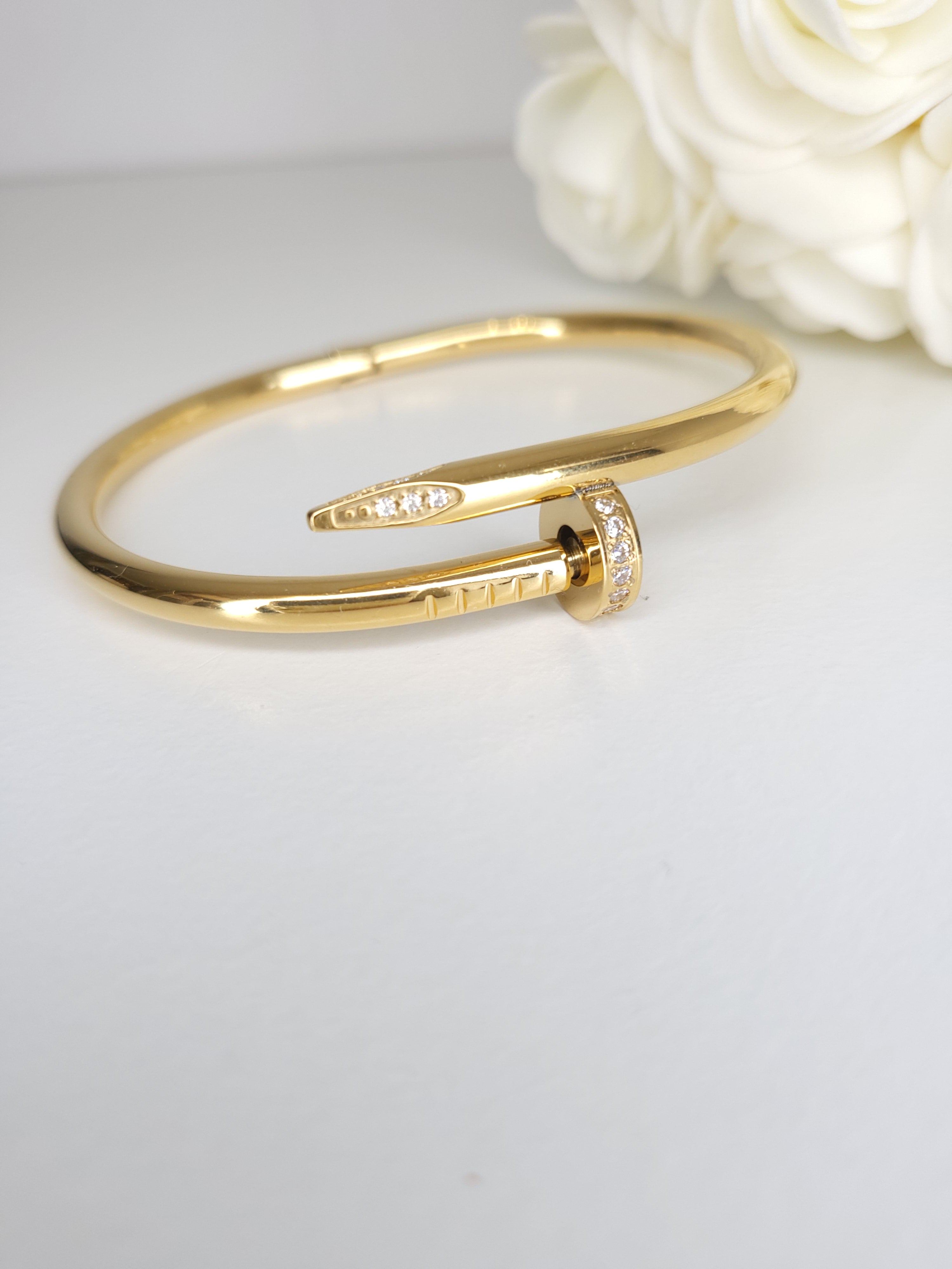 Bracelet Double Couleur Kaki Avec Clous Et Strass - Fermoir Magnétique