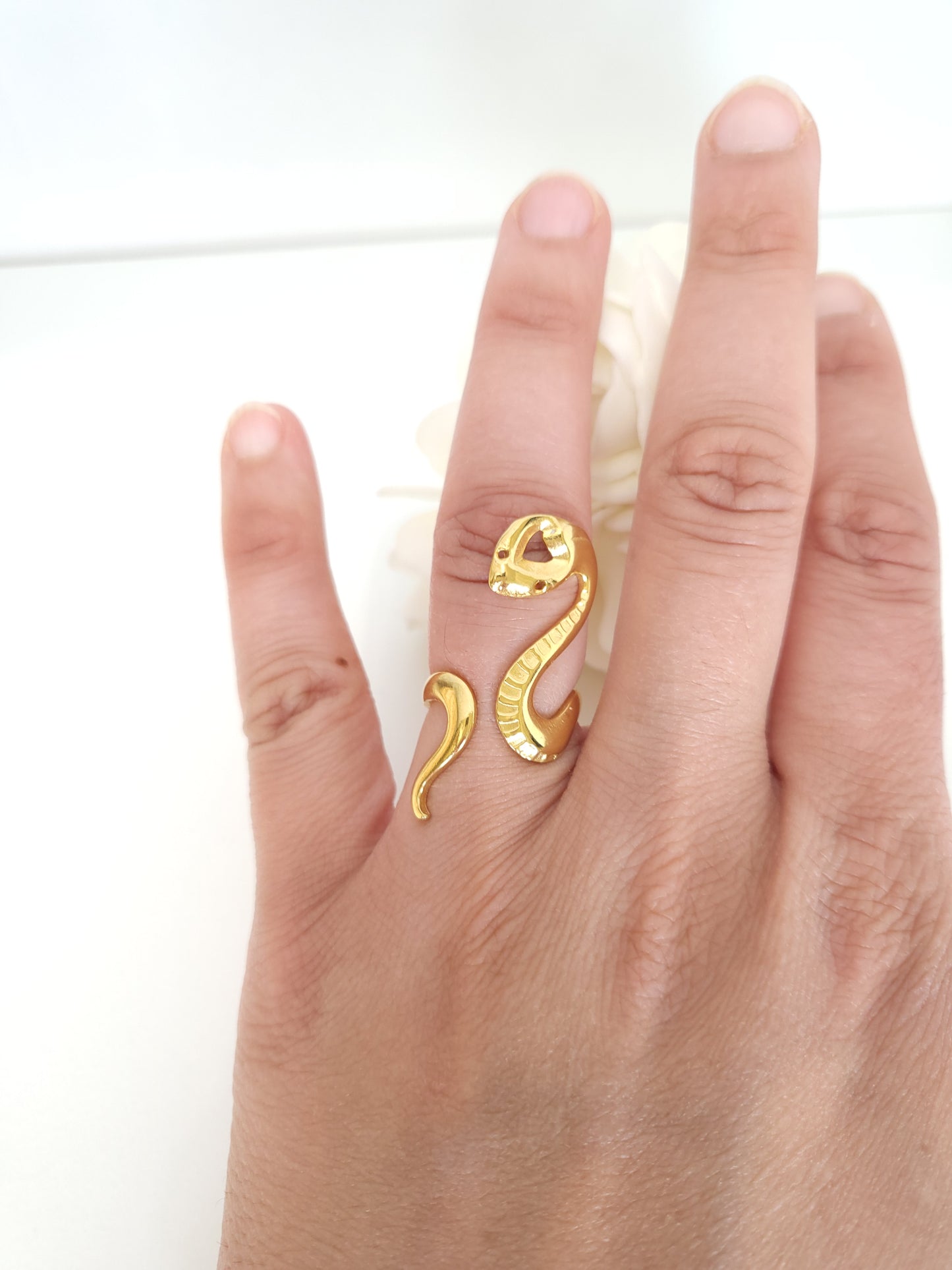 Bague Serpenta