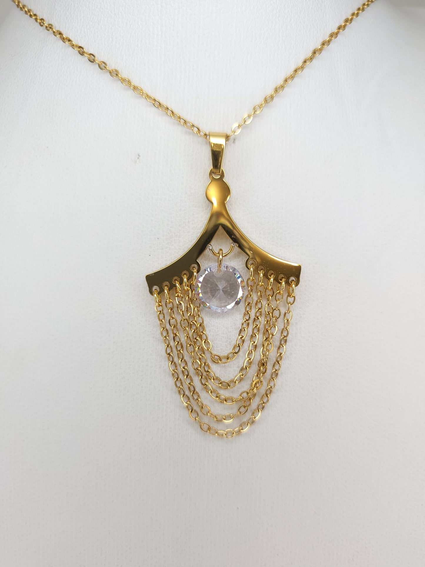 Collier Linda