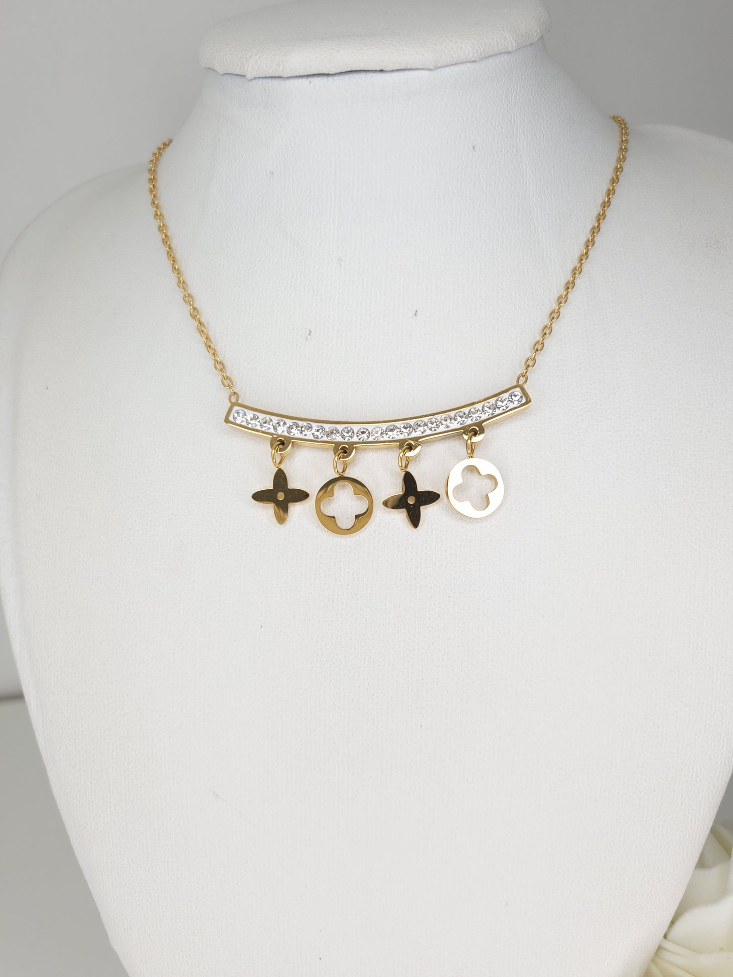 Collier inspiration LV