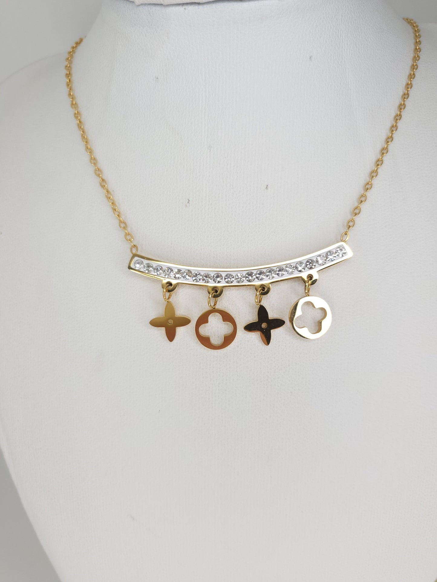 Collier inspiration LV
