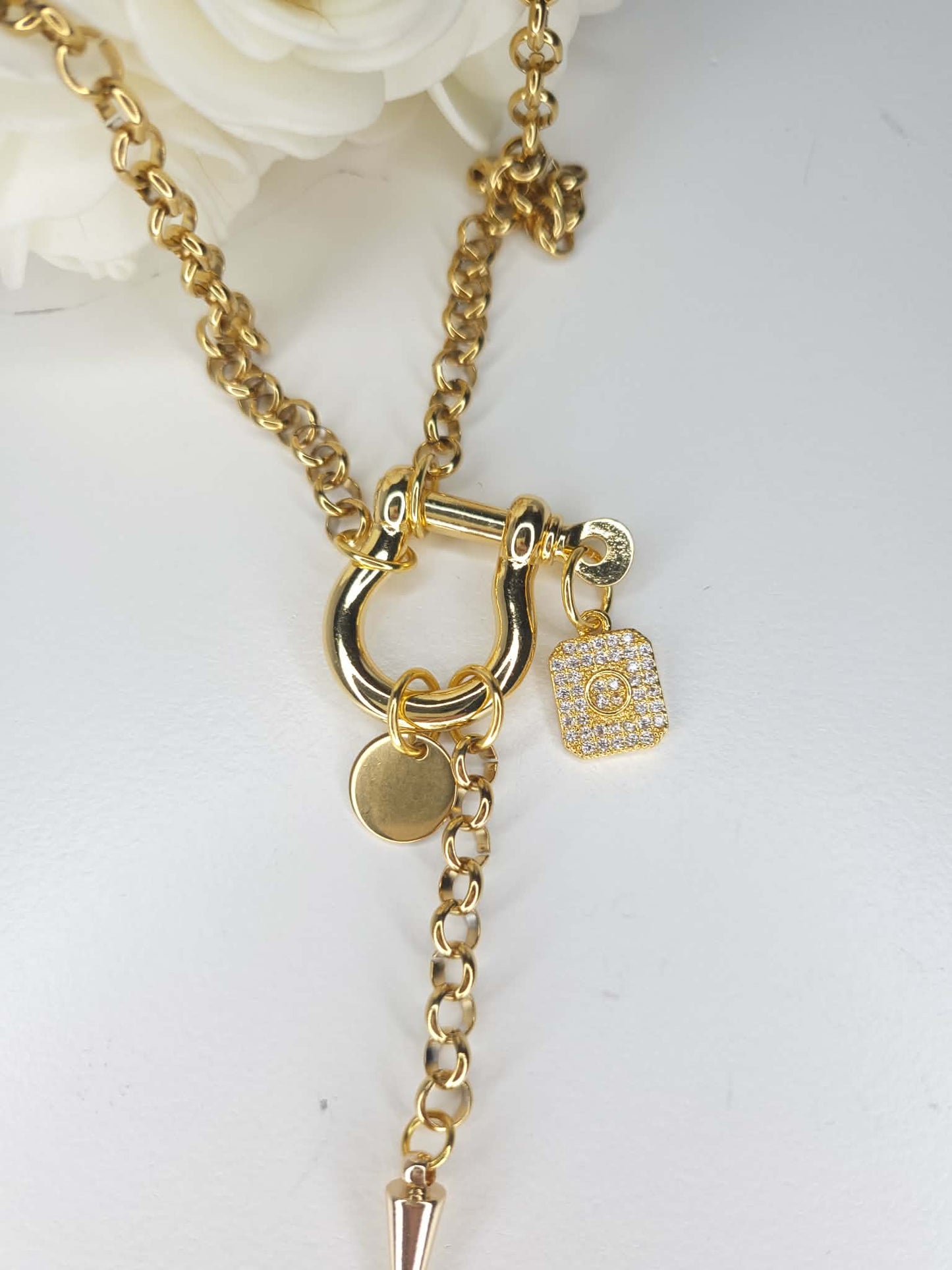 Collier Fadia