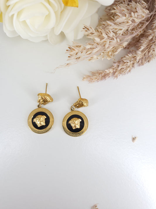 Boucles d'oreilles versus 2