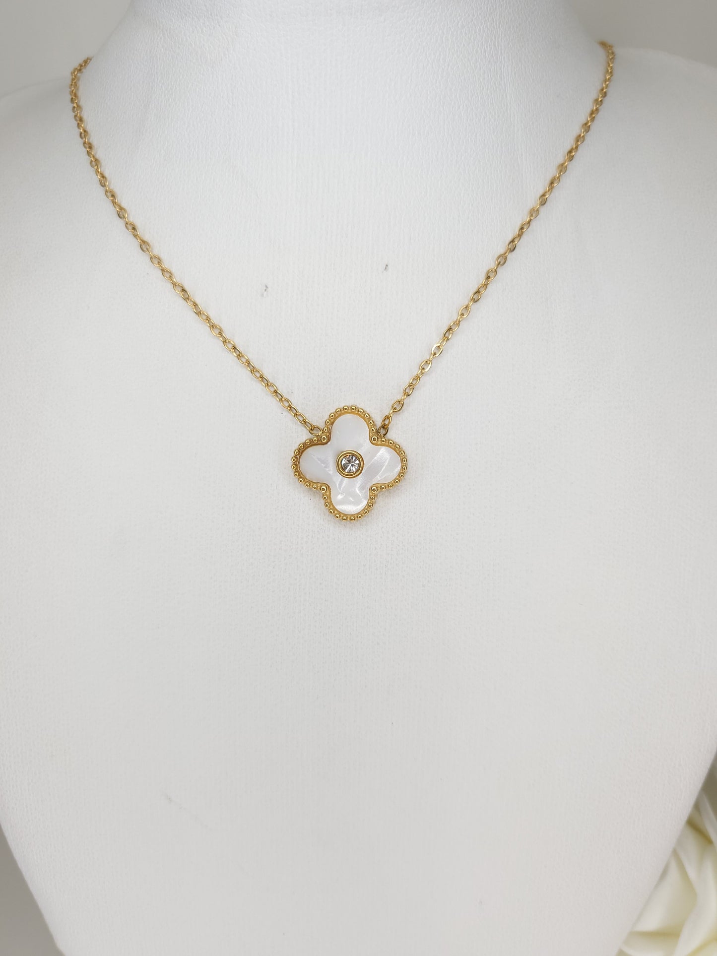 Collier cleef 3 Blanc