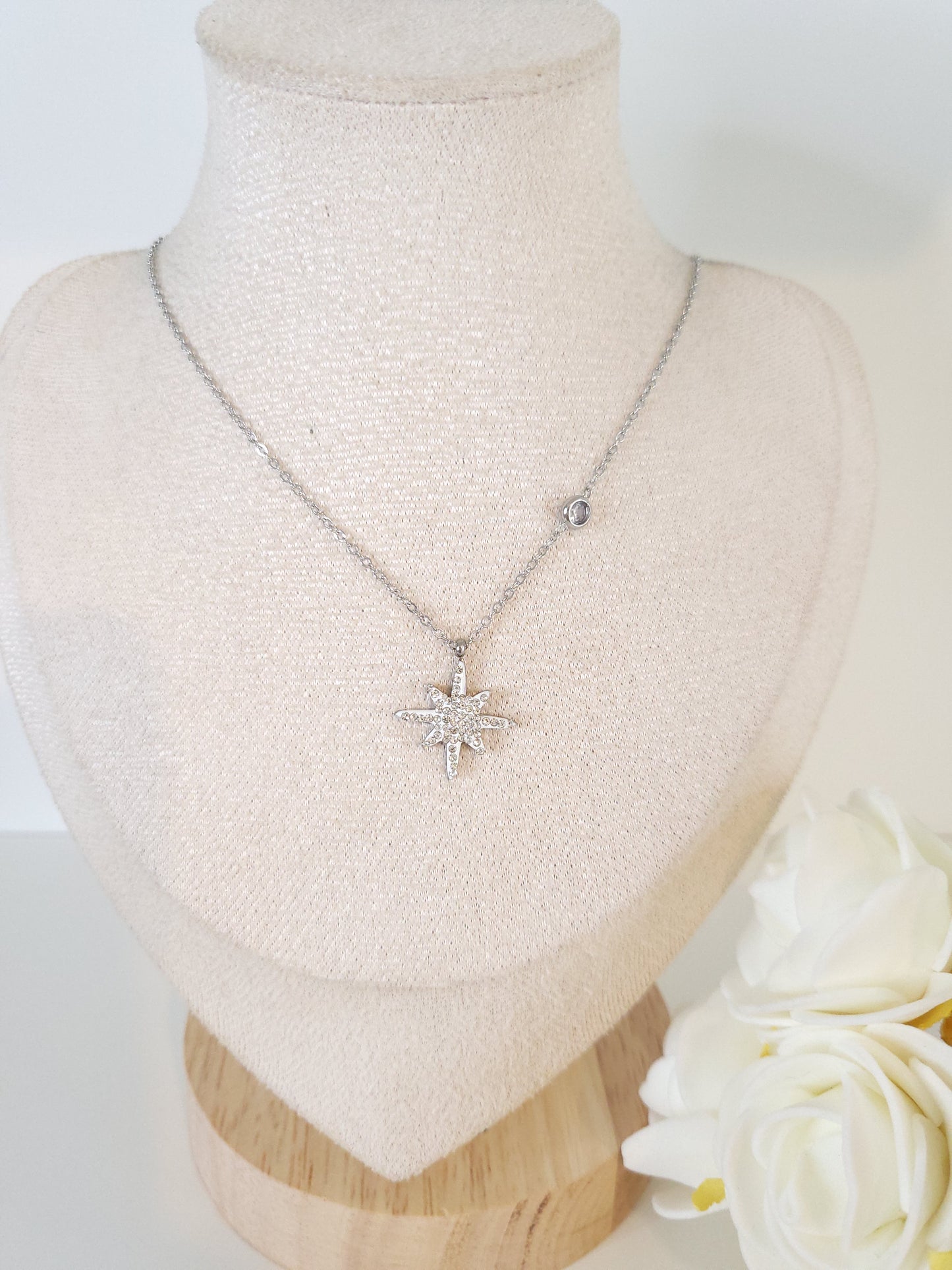 Collier Athena