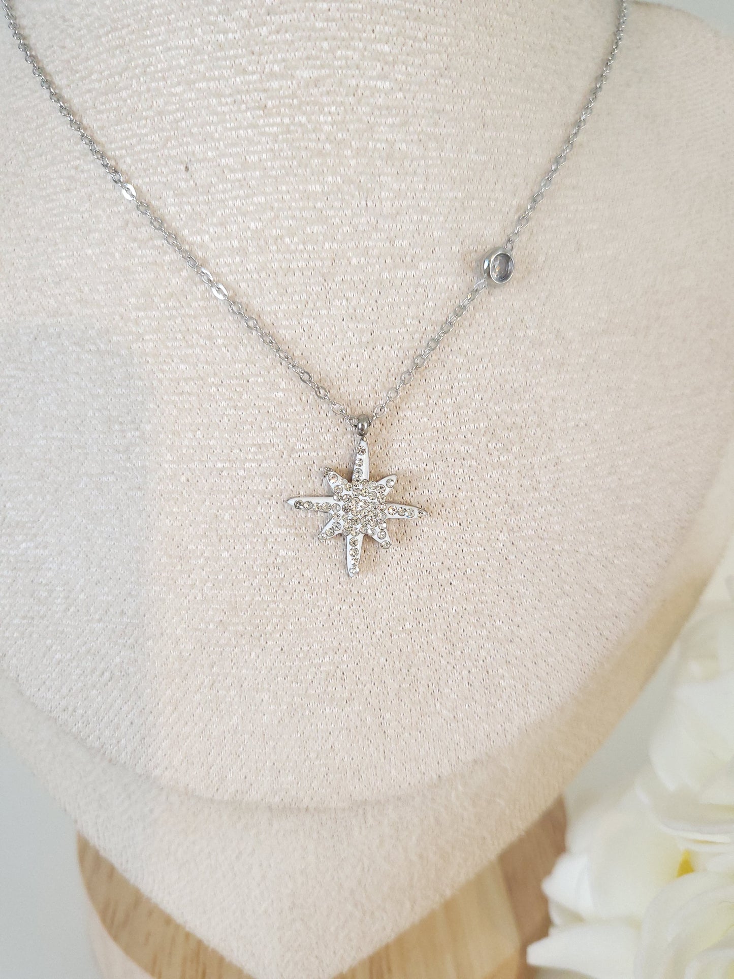 Collier Athena